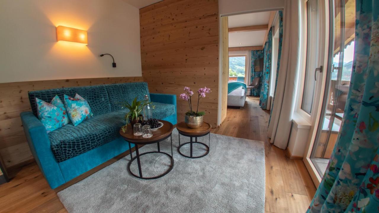 Hotel Tipotsch Стум Екстериор снимка